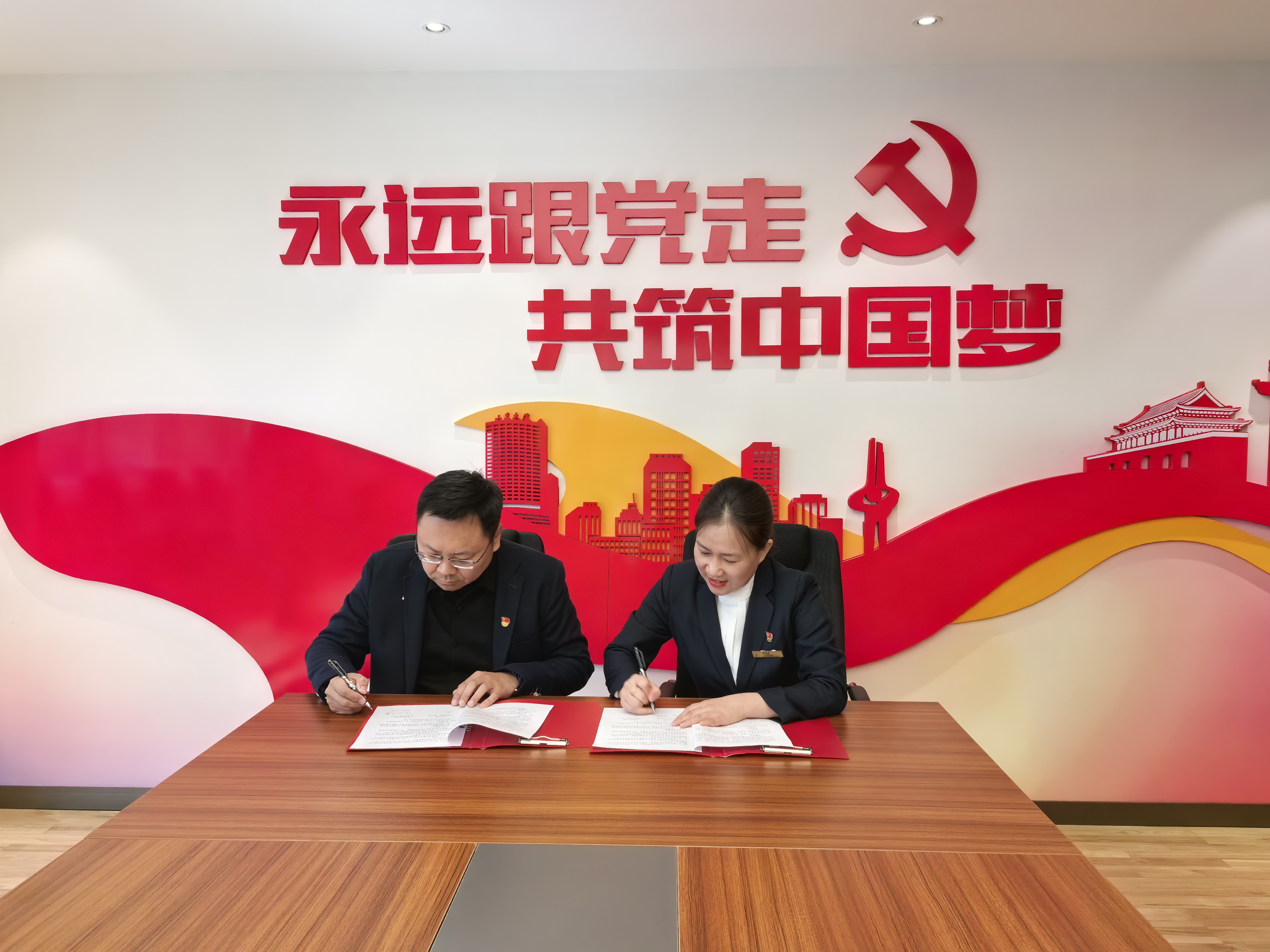 cc886cb7ecf1cded5ea439fcac791aff.jpg