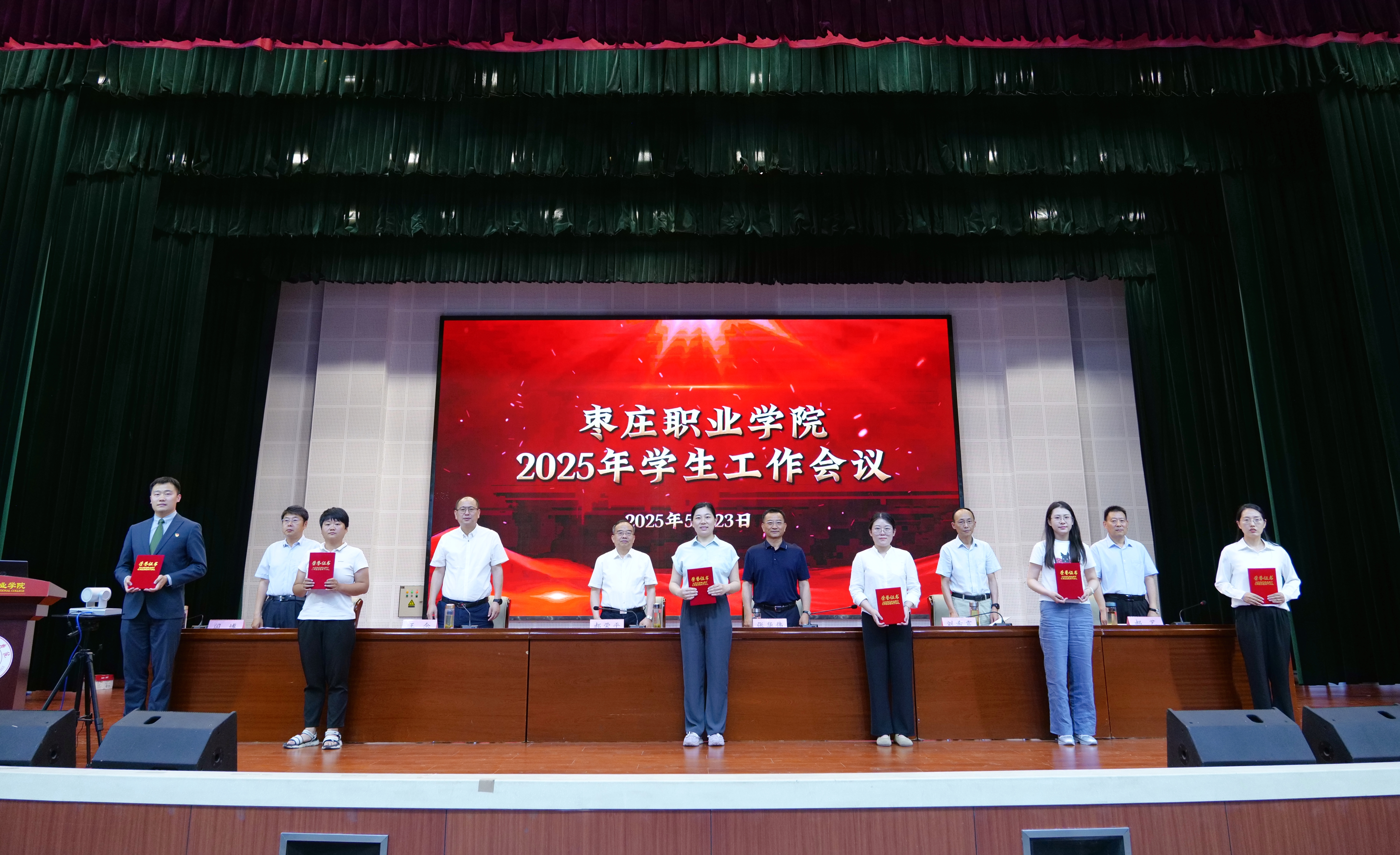 be2e8c08a3b1408bcad30fcc1becbbab.JPG
